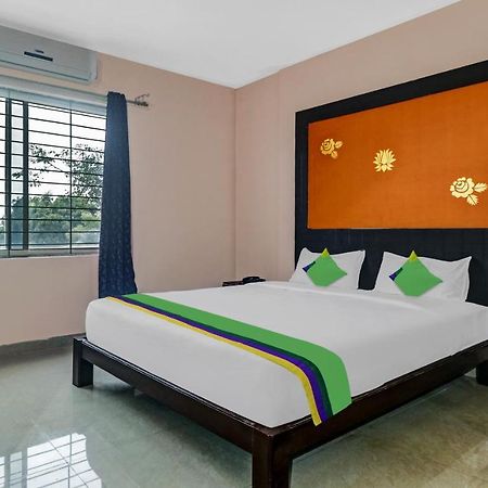 Grand Jp Inn Near 2 Km From Gundlupet Bus Stand Екстериор снимка