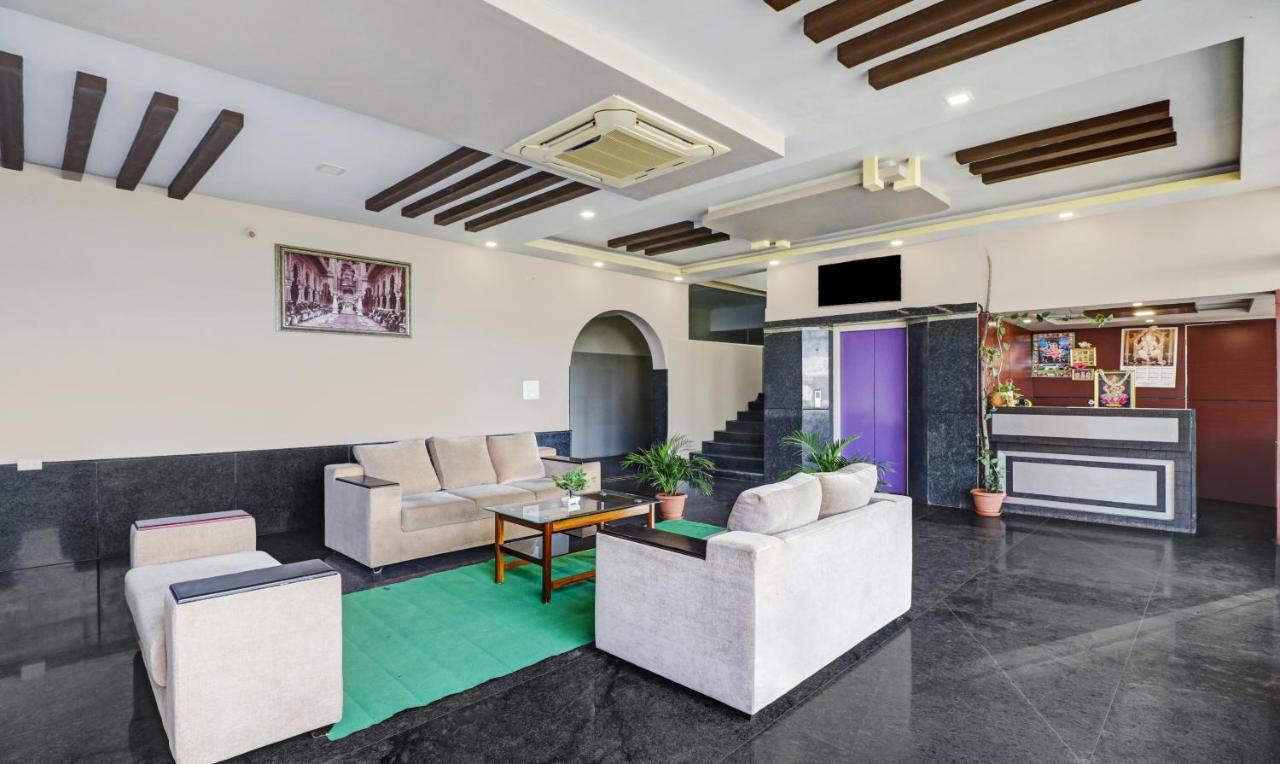 Grand Jp Inn Near 2 Km From Gundlupet Bus Stand Екстериор снимка